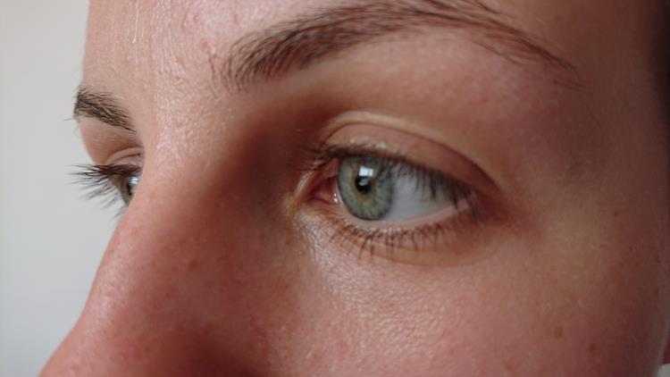 Długie i gęste rzęsy, czyli najlepsza oprawa kobiecego oka